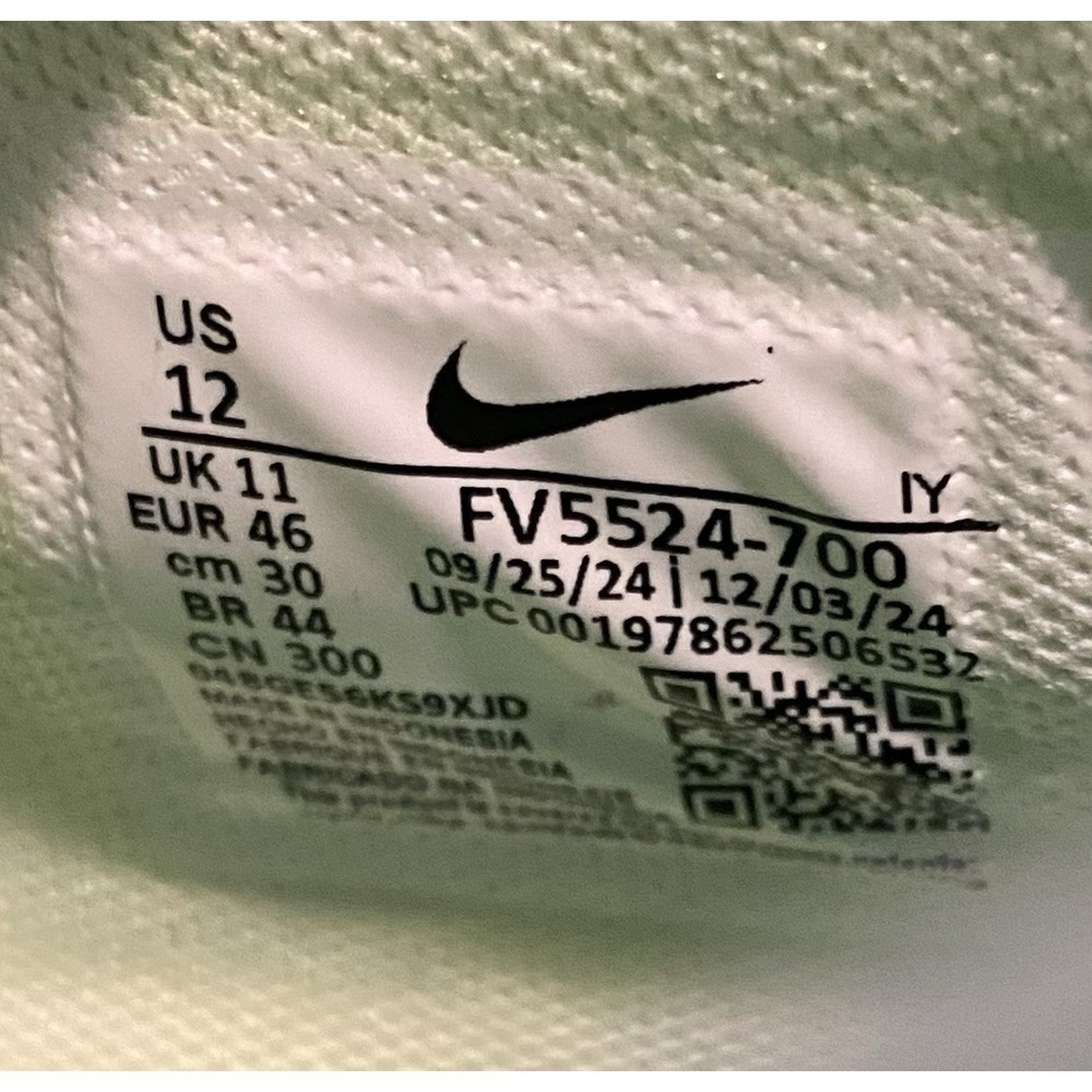 *NEW* Men's Size 12 Nike GT Jump Academy Basketball Volt Green White FV5524-700 - Picture 9 of 9